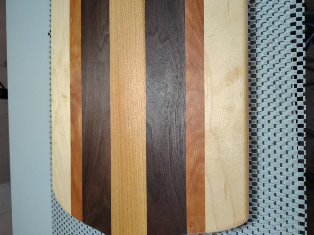 Handmade Quarter Sawn Sycamore Charcuterie Board – Walnut, Cherry & Maple