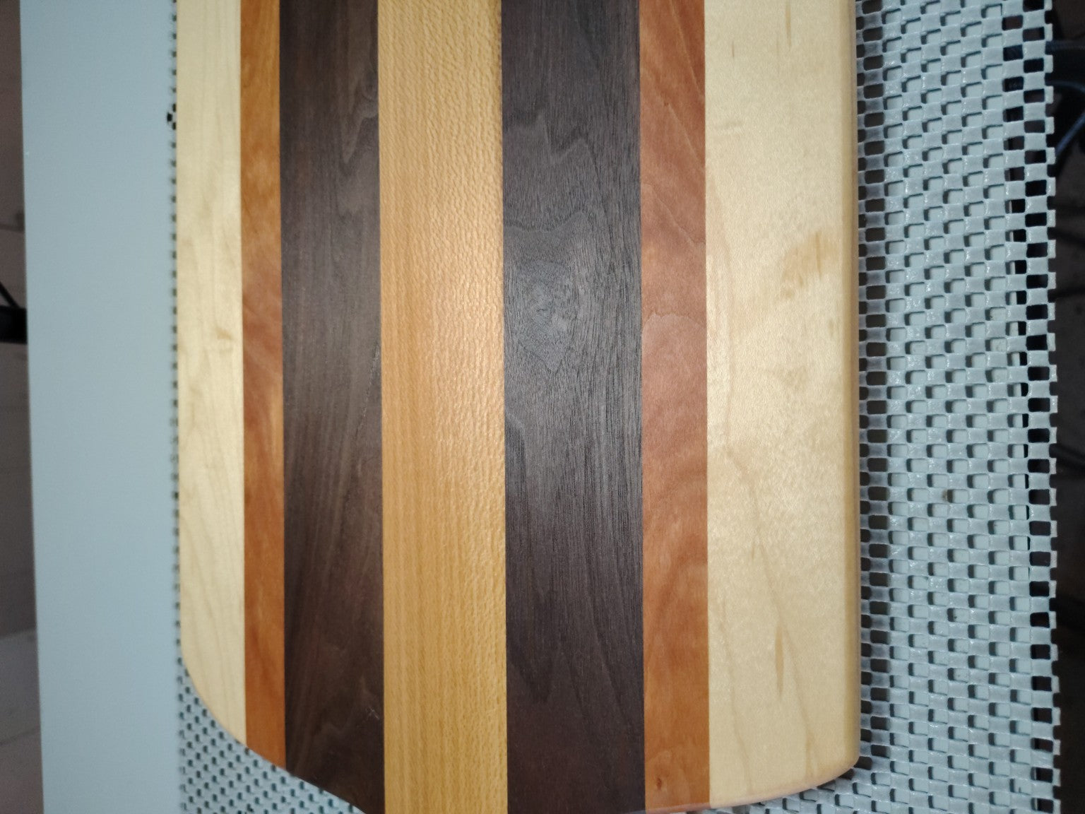 Handmade Quarter Sawn Sycamore Charcuterie Board – Walnut, Cherry & Maple