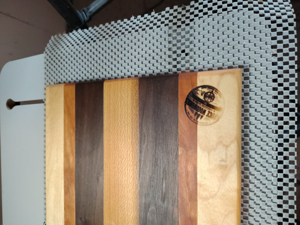 Handmade Quarter Sawn Sycamore Charcuterie Board – Walnut, Cherry & Maple