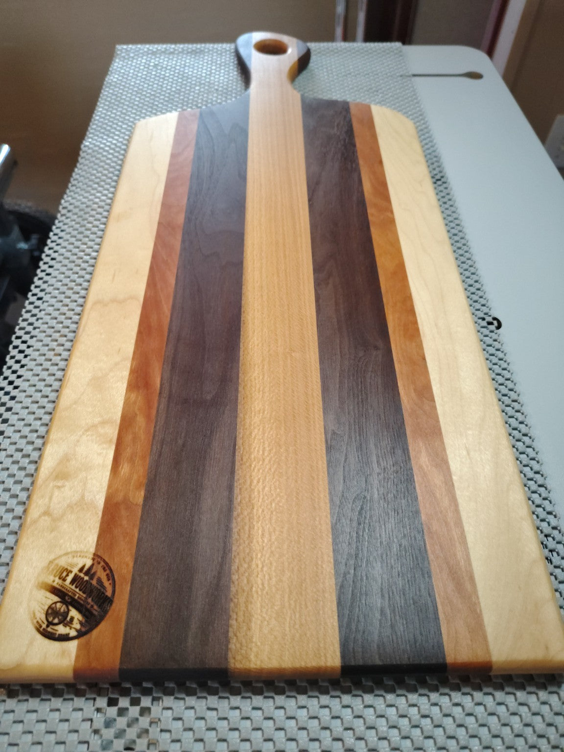 Handmade Quarter Sawn Sycamore Charcuterie Board – Walnut, Cherry & Maple